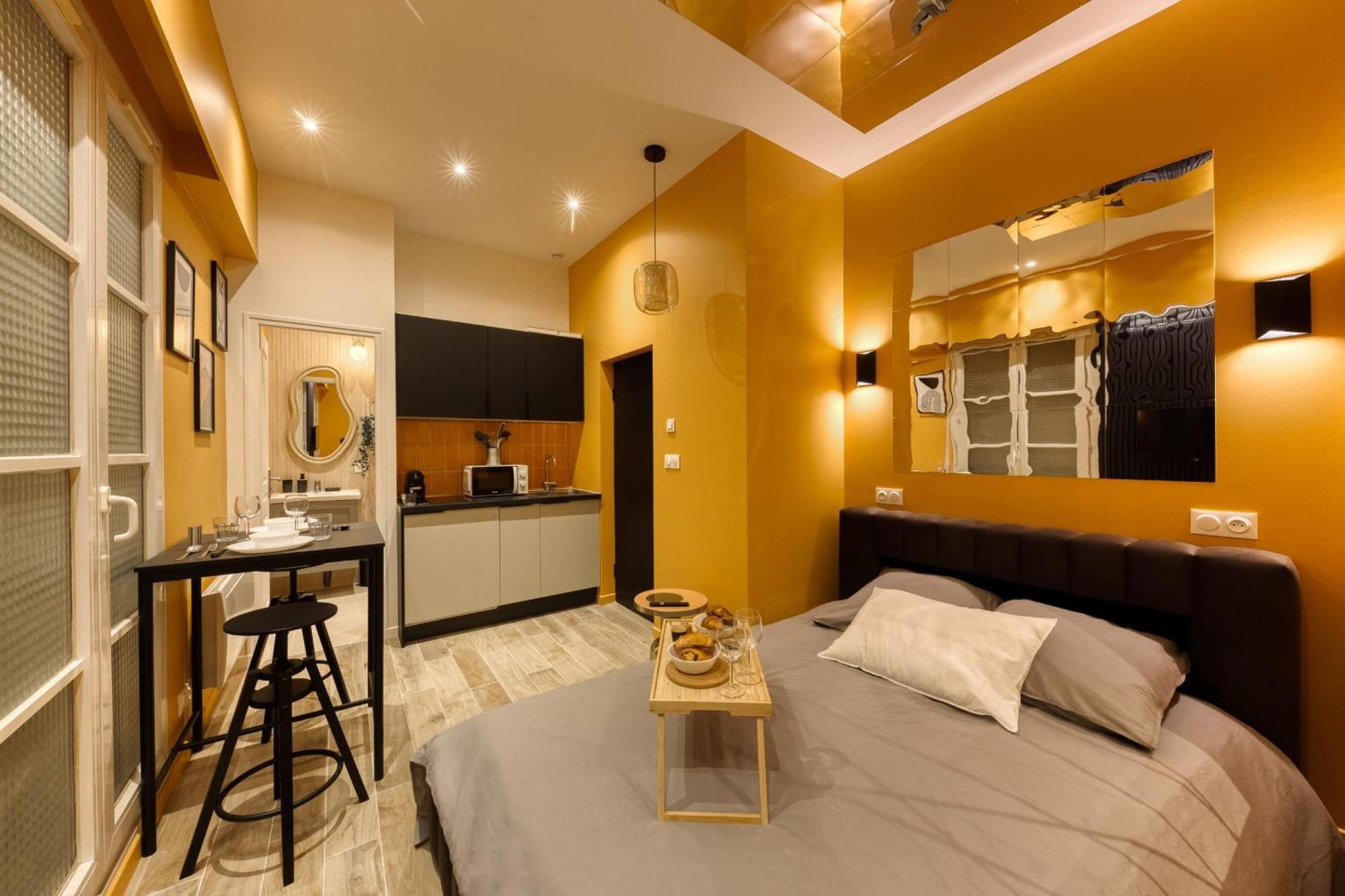 Deluxe Spa Suite Caramel Sweetness Melun Bagian luar foto